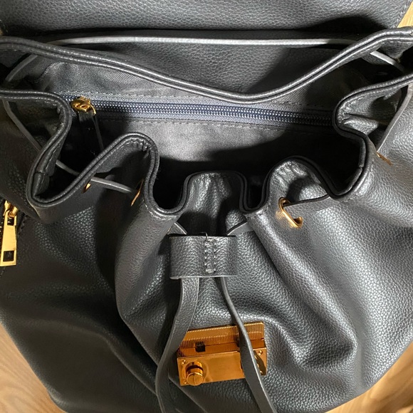 Love & Lore backpack - Picture 3 of 5